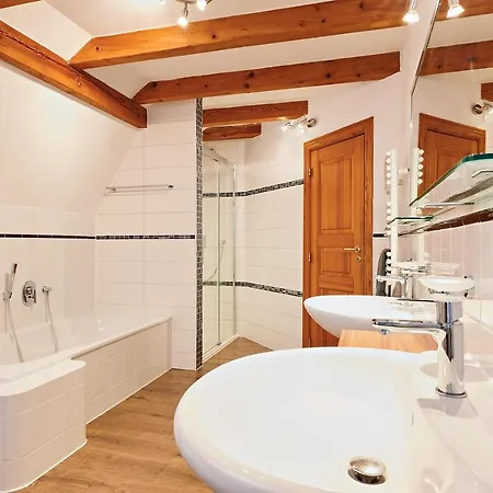 Bernsteinland Wendorf (Kuhlen-Wendorf)